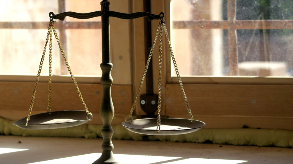 فن التوازن بين العمل والحياة: كيف نعيش بنجاح دون أن نُرهق أنفسنا؟